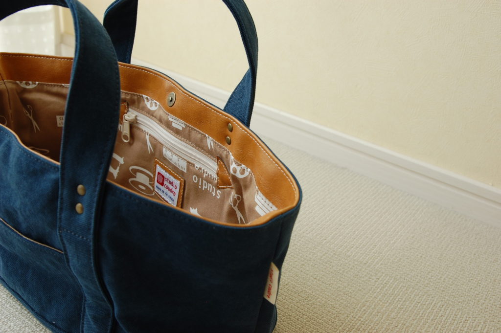 倉敷帆布＊横長トートバッグのファスナーポケット